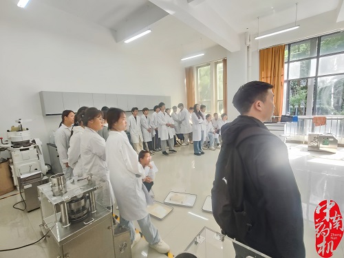 fc40ca8f777f2b7acb2bb4928e08651.jpg fc40ca8f777f2b7acb2bb4928e08651.jpg